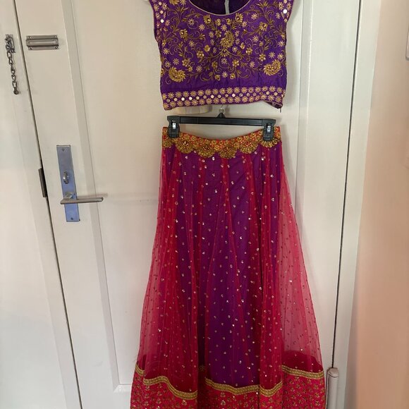 Elegant Purple and Pink Lehenga - Picture 2 of 7